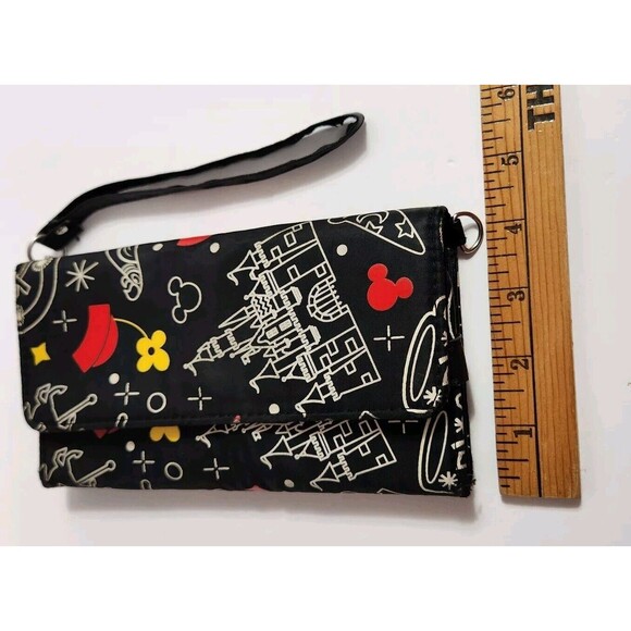Disney Park Trifold Wallet/Wristlet Black W Mickey Mouse Castle - Picture 15 of 15